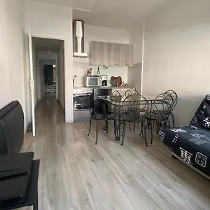 Cœur De Au 1er 66m2, Vu Sur La Place , Gap France